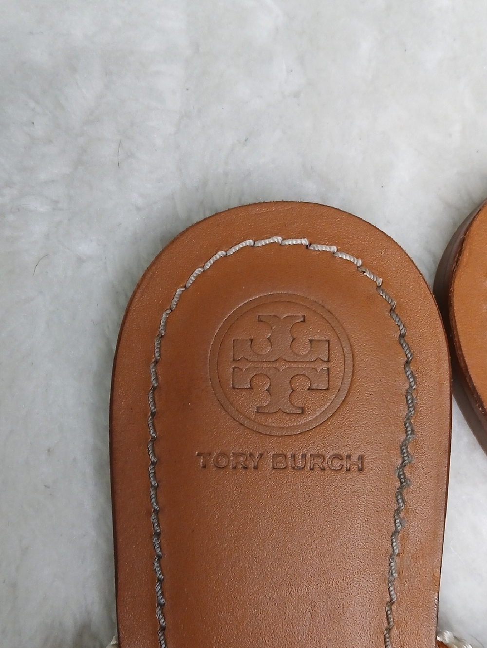 Tory Burch Mini Benton Chain Band Thong Sandals Size 7.5 - Picture 8 of 12